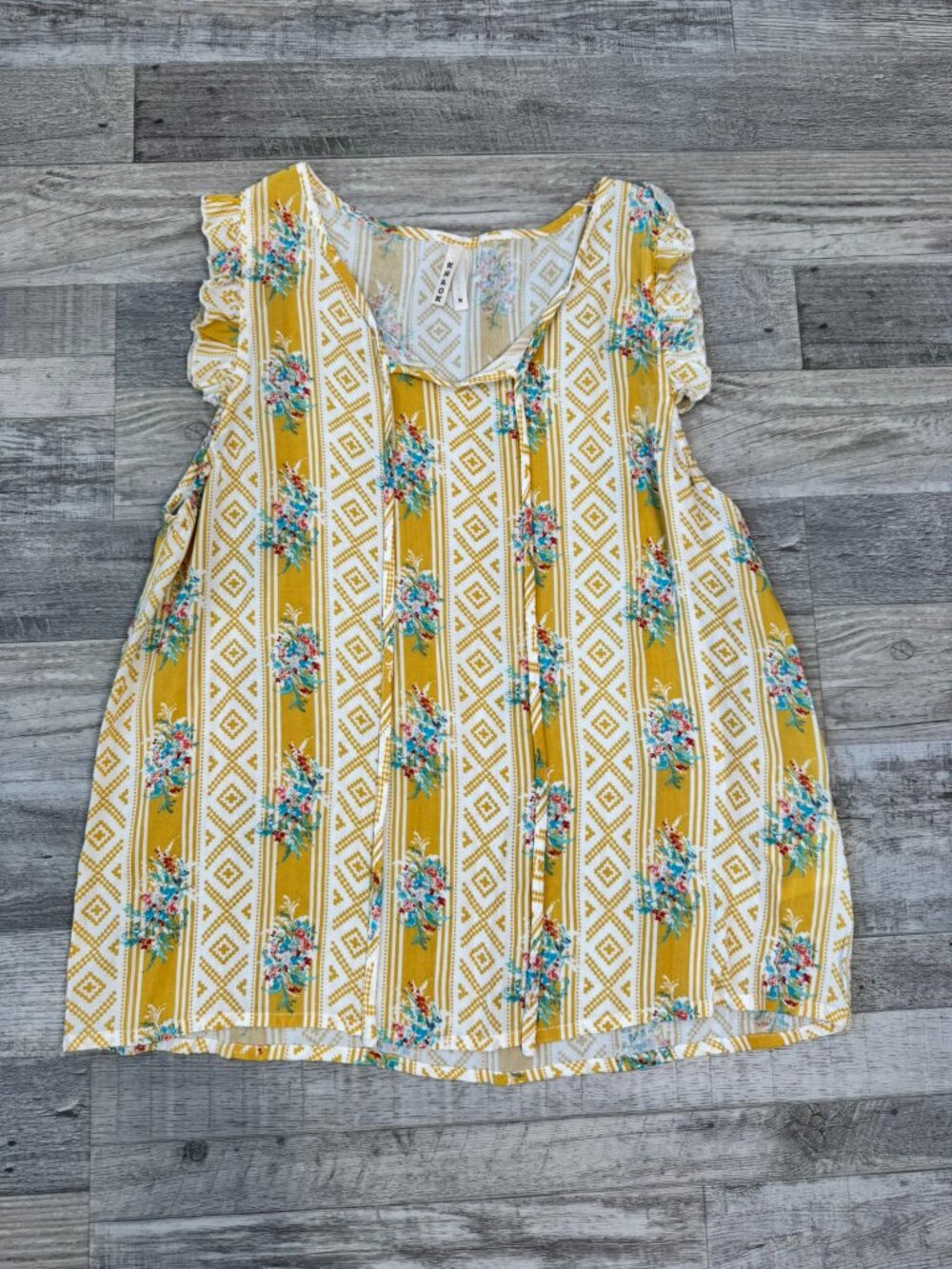 Roper Yellow Floral Lightweight Sleeveless Top Size Medium Western C29